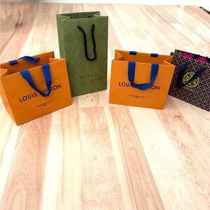 4x shopping bags Louis Vuitton, Gucci, Tory Burch, New
